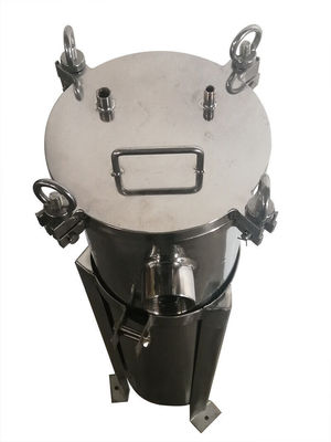 Farms SS 316 304 Stainless Steel Bag Filter Housing For Food And Beverage Weight 62KG